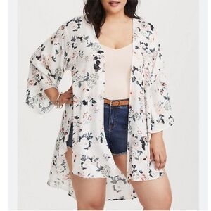 Torrid kimono white pink floral open front lightweight